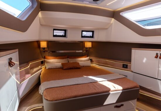 Wnętrze Level Yachts 43ST - Jachty na sprzedaż - dealer łodzi motorowych i jachtów - Warszawa, Polska