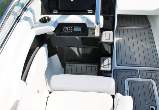 Jacht Viper - Jachty na sprzedaż - dealer łodzi motorowych i jachtów - Warszawa, Polska