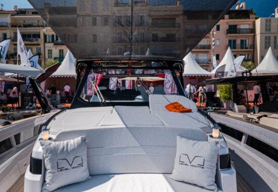 Wnętrze Level Yachts 43ST - Jachty na sprzedaż - dealer łodzi motorowych i jachtów - Warszawa, Polska