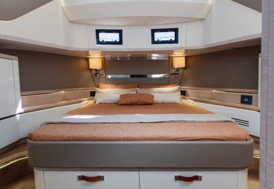 Wnętrze Level Yachts 43ST - Jachty na sprzedaż - dealer łodzi motorowych i jachtów - Warszawa, Polska