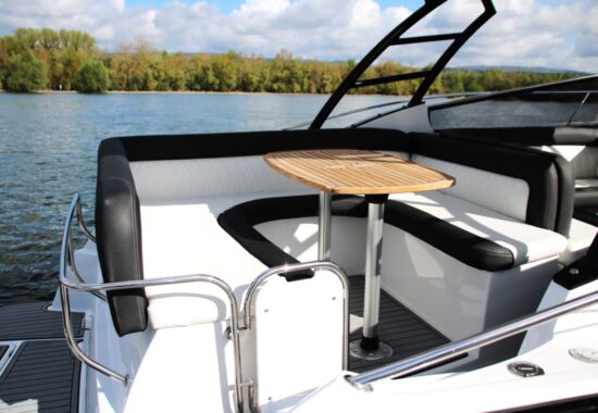 Jacht Viper - Jachty na sprzedaż - dealer łodzi motorowych i jachtów - Warszawa, Polska