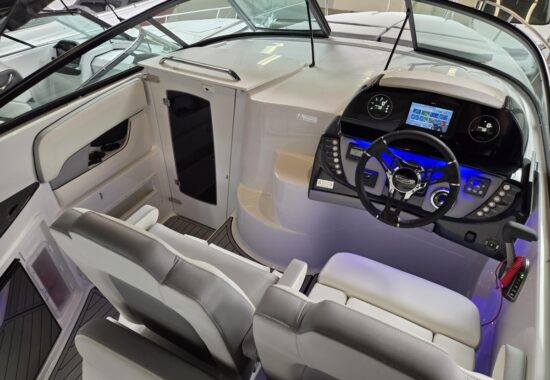 Jacht Viper - Jachty na sprzedaż - dealer łodzi motorowych i jachtów - Warszawa, Polska