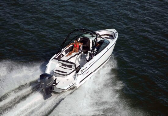 Jachty Monterey - Jachty na sprzedaż - dealer łodzi motorowych i jachtów - Warszawa, Polska