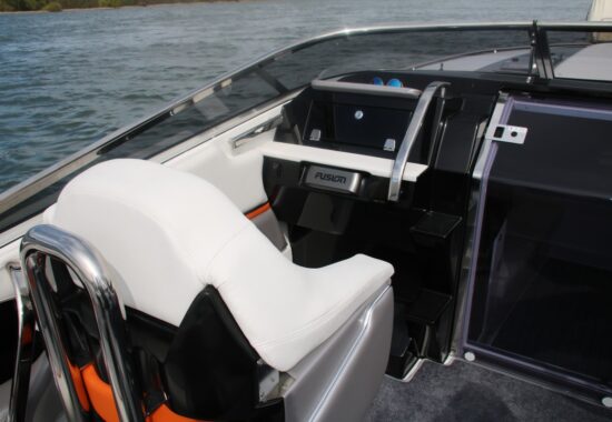 Jacht Viper - Jachty na sprzedaż - dealer łodzi motorowych i jachtów - Warszawa, Polska