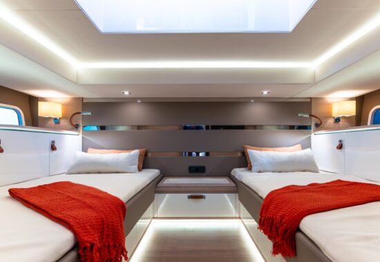 Wnętrze Level Yachts 43ST - Jachty na sprzedaż - dealer łodzi motorowych i jachtów - Warszawa, Polska