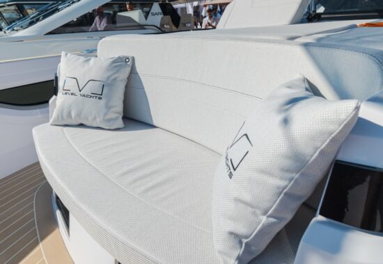 Wnętrze Level Yachts 43ST - Jachty na sprzedaż - dealer łodzi motorowych i jachtów - Warszawa, Polska