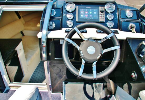 Jacht Viper - Jachty na sprzedaż - dealer łodzi motorowych i jachtów - Warszawa, Polska