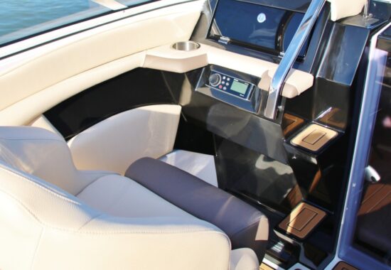 Jacht Viper - Jachty na sprzedaż - dealer łodzi motorowych i jachtów - Warszawa, Polska