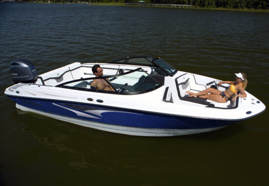M225 Bow_Lifestyle