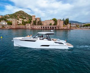 Level Yachts - Jachty na sprzedaż - dealer łodzi motorowych i jachtów - Warszawa, Polska